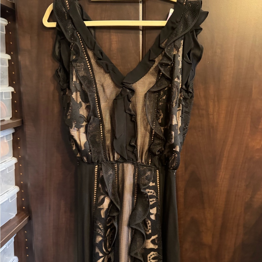 Alexis Elegant Black dress